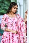 Shop_SUTI KAPDA_Pink Chanderi Hand Embroidered Flower Leaf Neck Pattern Anarkali Pant Set _at_Aza_Fashions