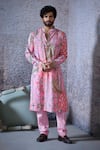 Buy_Mahima Mahajan_Pink Cambric Cotton Print Padma Bloom Surya Kurta With Pant _at_Aza_Fashions