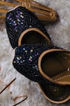 Buy_Loryphilory_Black Embellished Sitara Sequin Juttis _Online_at_Aza_Fashions