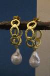 Buy_Heena Mittal_Gold Plated Pearls Textured Link Hoops _at_Aza_Fashions