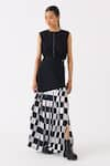 Buy_THREE_Black Top Poplin Chequered Round Sleeveless With Pattern Skirt _Online_at_Aza_Fashions