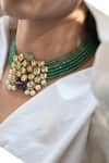 Buy_Do Taara_Green Onyx Kundan Embellished Pendant Necklace _at_Aza_Fashions