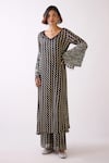 Buy_Basanti - Kapde Aur Koffee_Black Chinon Print Chevron V Neck Kurta With Sharara _at_Aza_Fashions