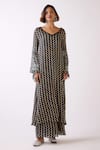 Buy_Basanti - Kapde Aur Koffee_Black Chinon Print Chevron V Neck Kurta With Sharara _Online_at_Aza_Fashions