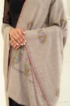 Buy_Pashme Ladakh_Beige Embroidered Daisy Pashmina Shawl 