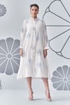 Buy_Nachiket Barve_Ivory Kurta Chanderi Silk Embroidery Floral Mandarin Floret Tunic _at_Aza_Fashions