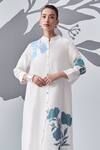 Nachiket Barve_Ivory Kurta Chanderi Silk Embroidered Thread Mandarin Collar Floral Shirt _Online_at_Aza_Fashions