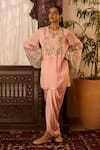 Buy_Inej_Peach Cotton Silk Embroidered Thread Round Yoke Tunic And Skirt Set _at_Aza_Fashions