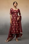 Buy_Parshya_Maroon Banarasi Woven Floral Scoop Neck Bloom Pattern Kurta Pant Set _Online_at_Aza_Fashions