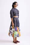 Buy_Saaksha & Kinni_Black Cambric Printed Wave Collared Nikki Crop Shirt _Online_at_Aza_Fashions