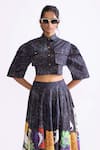 Buy_Saaksha & Kinni_Black Cambric Printed Wave Collared Nikki Crop Shirt _at_Aza_Fashions