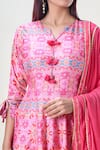 Buy_Samyukta Singhania_Pink Doll Silk Print Floral V Neck Abstract Anarkali With Dupatta _Online_at_Aza_Fashions