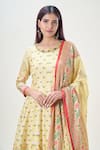 Samyukta Singhania_Yellow Doll Silk Print Floral Round Flower Butti Garden Anarkali With Dupatta _at_Aza_Fashions