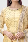 Samyukta Singhania_Yellow Doll Silk Print Floral Round Flower Butti Anarkali With Dupatta _at_Aza_Fashions