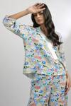 Buy_Ewoke_White Hemp Collared Swan Print Boxy Top And Pant Set 
