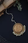 Paisley Pop_Gold Plated Pearl Temple Work Maangtikka _at_Aza_Fashions