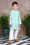 Buy_APRICOTKIDS_Green Cotton Embroidered Sequin Floral Thread Kurta With Pant _at_Aza_Fashions