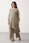 Buy_Seven_Gold Bemberg Sateen Printed Wave Collared Ami Kurta And Pant Co-ord Set 