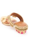 Buy_5Elements_Gold Gota Atalanta Bird Motif Ghungroo Kolhapuri Sandals _Online