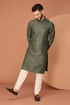 Buy_Kasbah_Green Silk Sequins, Embroidery Geometric Thread Kurta _at_Aza_Fashions