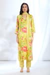 Buy_Gopi Vaid_Yellow Satin Printed Floral Collar Kurta And Pant Set 