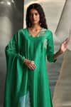 Shop_Charkhee_Green Kurta And Dupatta Chanderi Embroidered Zari Egyptian Pattern Pant Set _at_Aza_Fashions