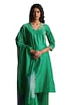 Buy_Charkhee_Green Kurta And Dupatta Chanderi Embroidered Zari Egyptian Pattern Pant Set _Online_at_Aza_Fashions