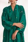 Buy_Chhaya Mehrotra_Green Bangalore Silk Hand Embroidered Floral V Ojal Straight Kurta With Pant _Online_at_Aza_Fashions