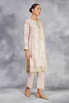 Buy_Sue Mue_Off White Handwoven Silk Chanderi Embroidered Geometric Print Kurta Pant Set 