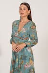 Buy_RANNA GILL_Blue Viscose Georgette Printed Montana Plunge V Neck Dulce Pleated Dress 