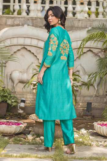 Shop_Surbhi Shah_Green Chanderi, Cotton Sequins, Embroidery Boat Neck Marodi Kurta Set _at_Aza_Fashions