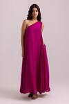 Buy_Label Shreya Sharma_Magenta Cotton Silk Plain One Shoulder Dress _at_Aza_Fashions