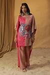 Buy_arpita sulakshana_Pink Chanderi Hand Paint Floral Round Color Block Kaftan With Pant _at_Aza_Fashions