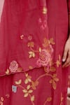 Vaayu_Red Cotton, Muslin Embroidery Round Neck Floral Applique Kurta Set _at_Aza_Fashions