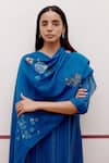 Vaayu_Blue Cotton Muslin Embroidery Stitchline Thread Round Linear Kurta Set _at_Aza_Fashions