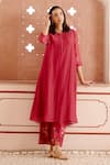 Buy_Vaayu_Red Cotton Muslin Embroidery Thread Applique Floral Bloom Kurta And Pant Set _at_Aza_Fashions