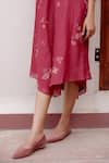 Vaayu_Red Cotton Muslin Embroidery Thread Applique V Neck Floral Asymmetric Dress _at_Aza_Fashions