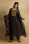 Buy_Rhua India_Black Mul Chanderi Embroidery Aari Round Neck Parnika Floral Yoke Kurta Set _Online_at_Aza_Fashions