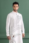 AMIT ARORA_Ivory Moonga Silk Embroidery Thread Leaf Kurta Set _at_Aza_Fashions