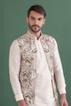 AMIT ARORA_Ivory Bundi Silk Embroidery Abstract Kurta Set _at_Aza_Fashions