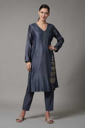 Buy_Joy Mitra_Blue Chanderi Embroidered Sequin V-neck Kurta With Pant _at_Aza_Fashions