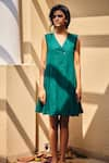 Buy_Kharakapas_Emerald Green Linen Solid Lapel Collar The Strength Dress _at_Aza_Fashions