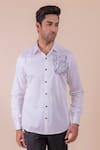 Buy_DESIGN O STITCH_White Cotton Fabric Embroidered Tiger Face Shirt _Online_at_Aza_Fashions