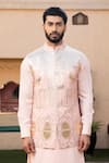 Buy_DESIGN O STITCH_Pink Soft Suiting Applique Horse Shivery Leather Bundi Kurta Set _Online_at_Aza_Fashions