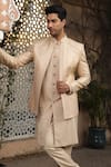 Buy_DESIGN O STITCH_Beige Silk Embroidered Thread Solid Kurta Set With Jacket 