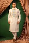 Buy_DESIGN O STITCH_White Linen Embroidered Mirror Kurta With Pant _Online_at_Aza_Fashions