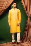 Buy_DESIGN O STITCH_Yellow Silk Embroidered Thread Kurta And Pant Set _at_Aza_Fashions