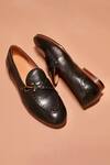 Buy_Dmodot_Black Motivo Nero Riveto Loafers 