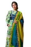 Buy_PRACHI KAMAT_Green Chanderi Print Mosaic Rosa Crew Neck Kurta Pant Set 