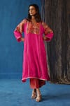 Buy_Begum_Fuchsia Phiran Habutai Silk Embroidery Nakshi V Shikanji Resham And Pant Set _at_Aza_Fashions